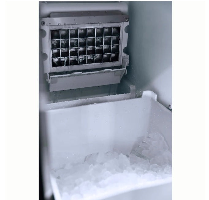True Flame - 15" UL Outdoor Rated Ice Maker w/Stainless Door - 50 lb. Capacity - TF-IM-15