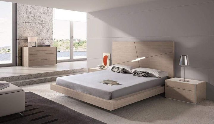 J&M Furniture Evora Premium Bed