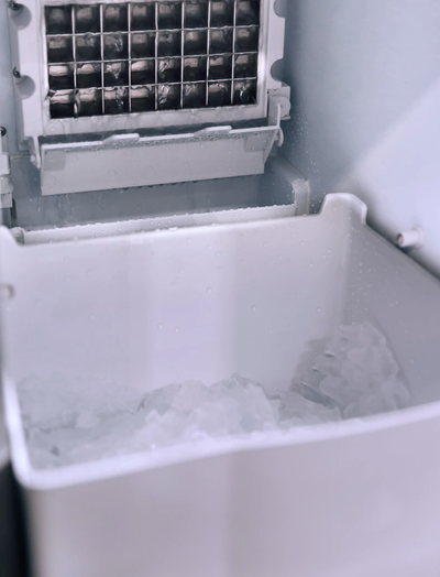 Summerset 15" Outdoor Rated Ice Maker w/Stainless Door